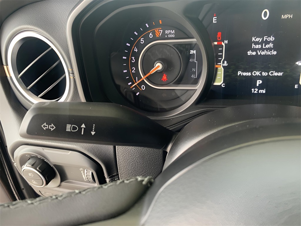 2025 Jeep Gladiator Sport photo 40