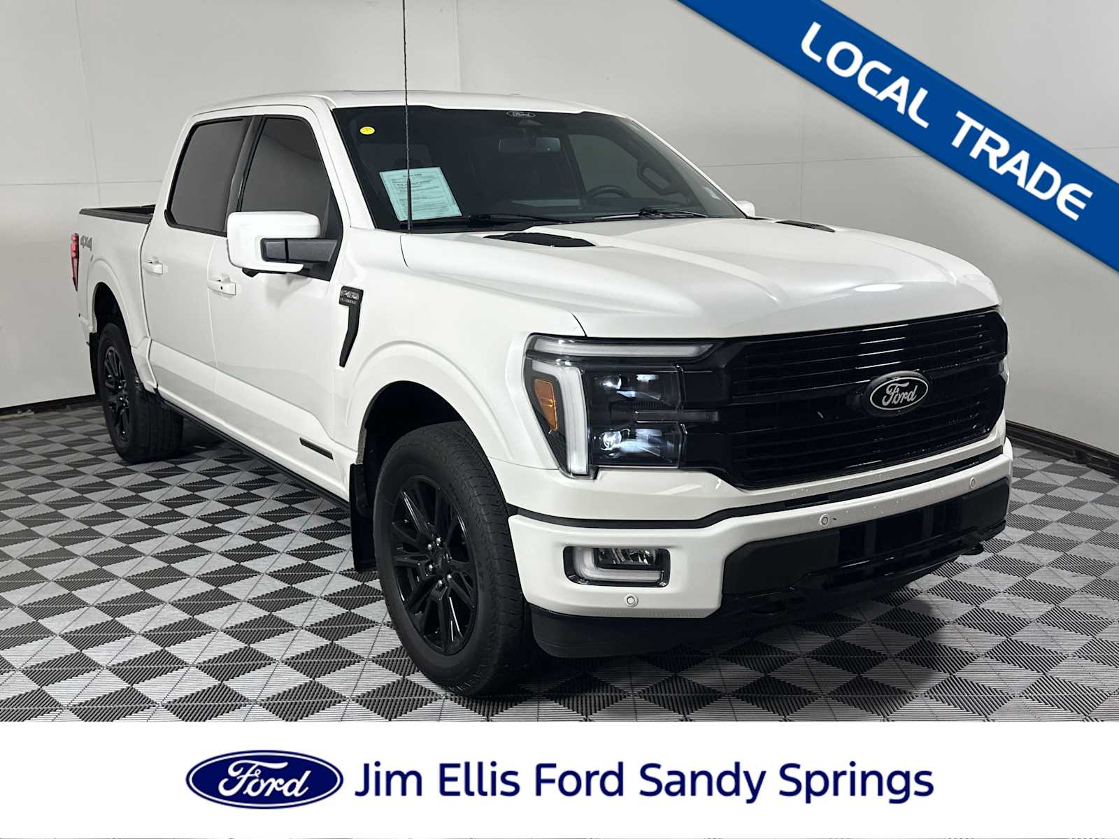 2024 Ford F-150 Platinum's photo