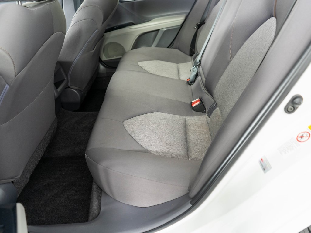 2018 Toyota Camry XLE XSE photo 11