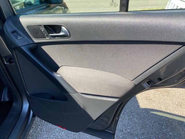 2018 Volkswagen Tiguan Limited photo 24