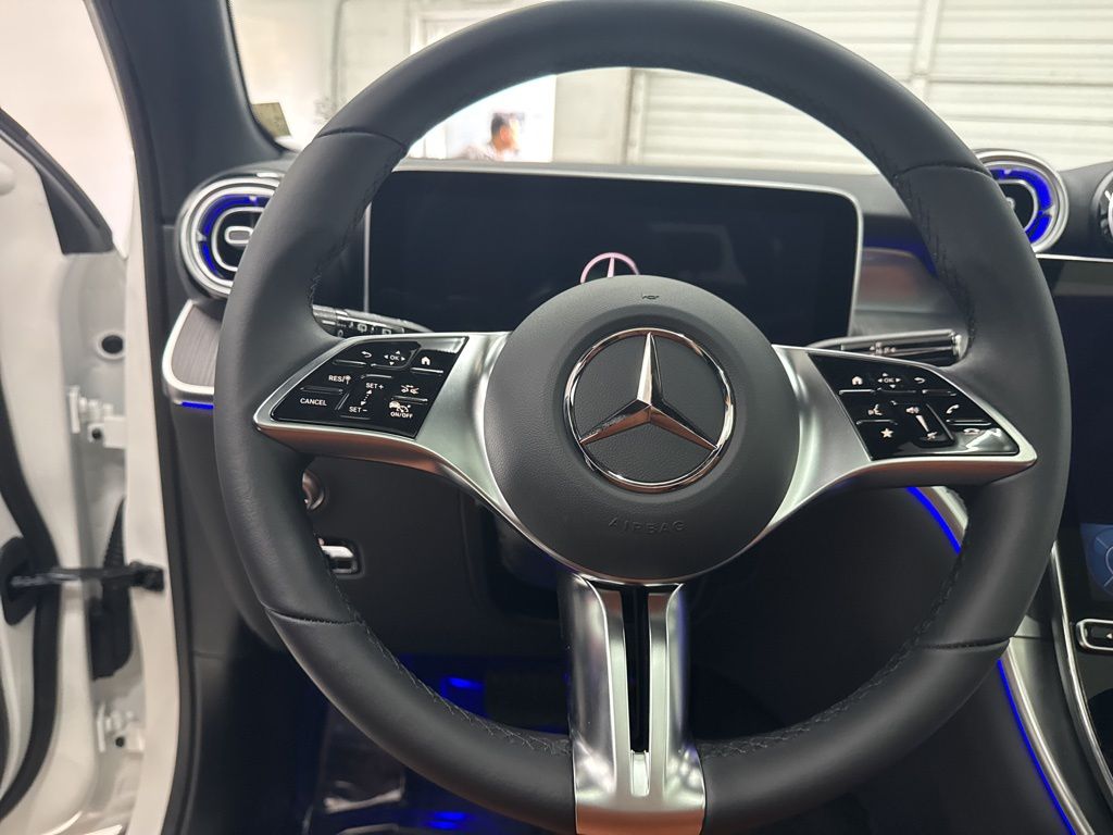 2026 Mercedes Benz GLC 300 photo 13