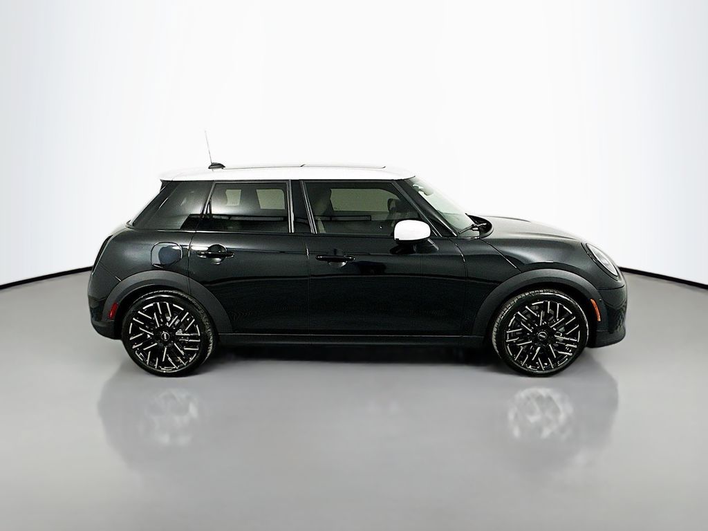 2025 Mini Cooper S photo 2