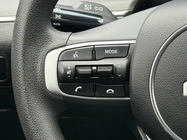 2023 Kia K5 LXS photo 24