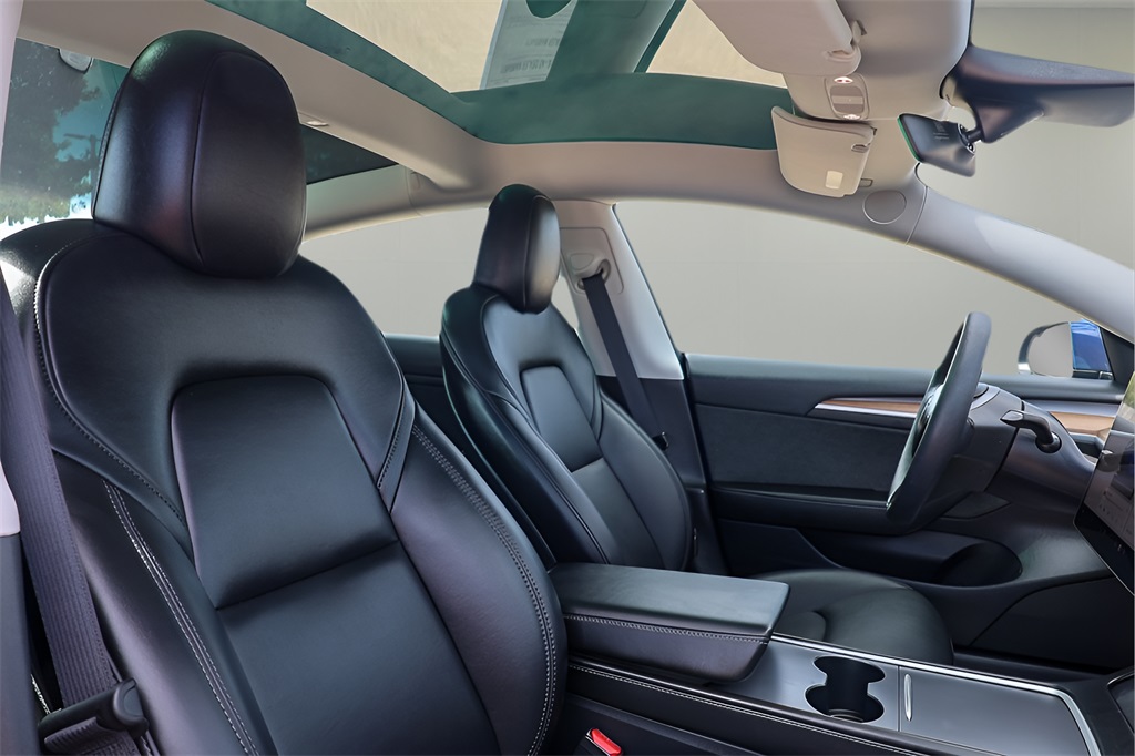 2023 Tesla Model 3 photo 17