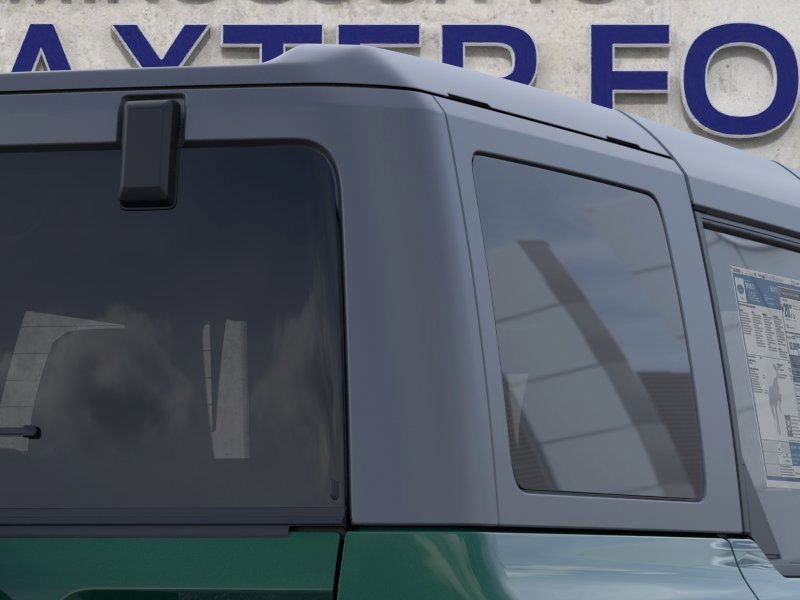 2025 Ford Bronco Base photo 2