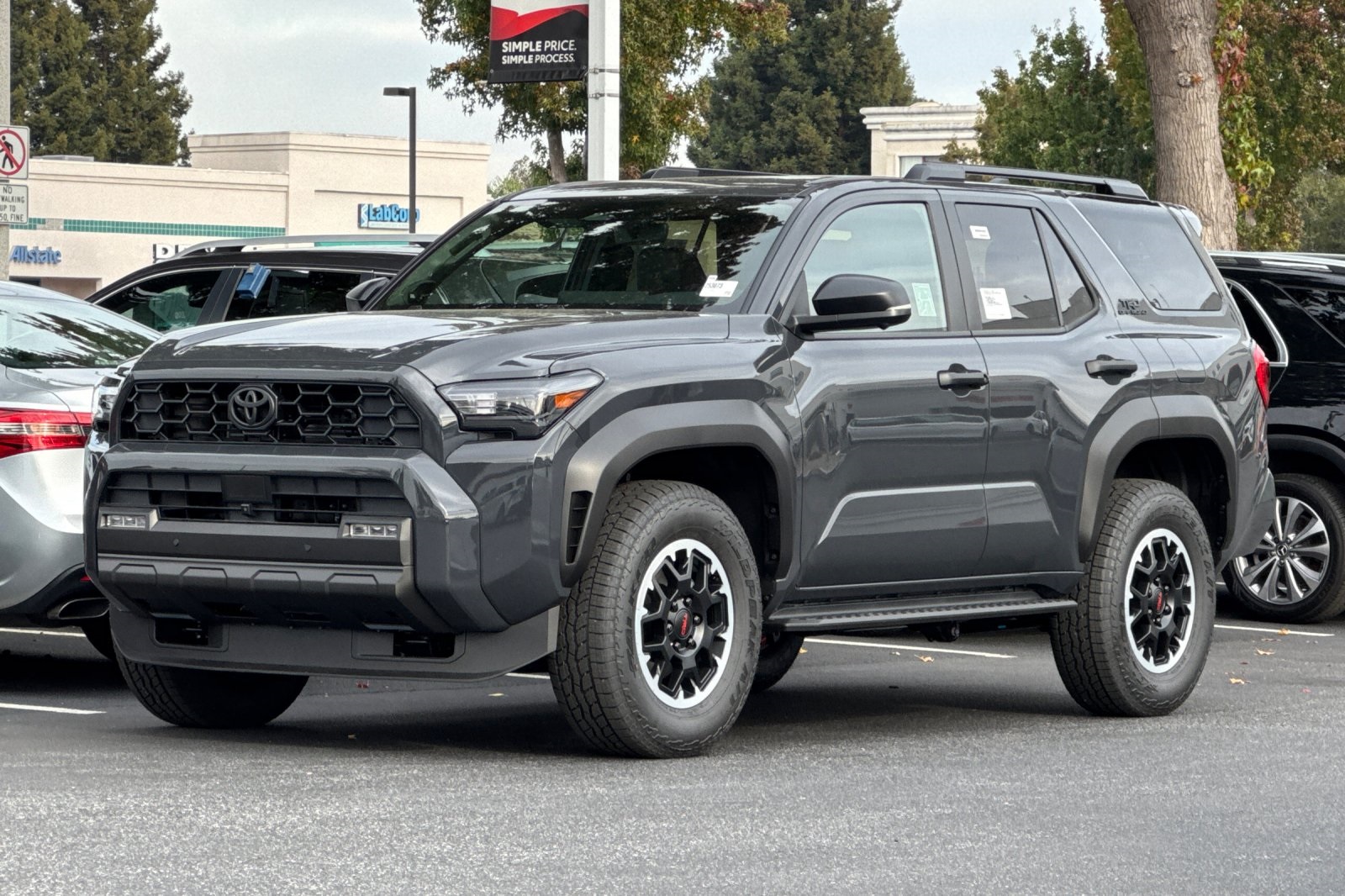 2025 Toyota 4Runner TRD Off-Road Premium photo 2