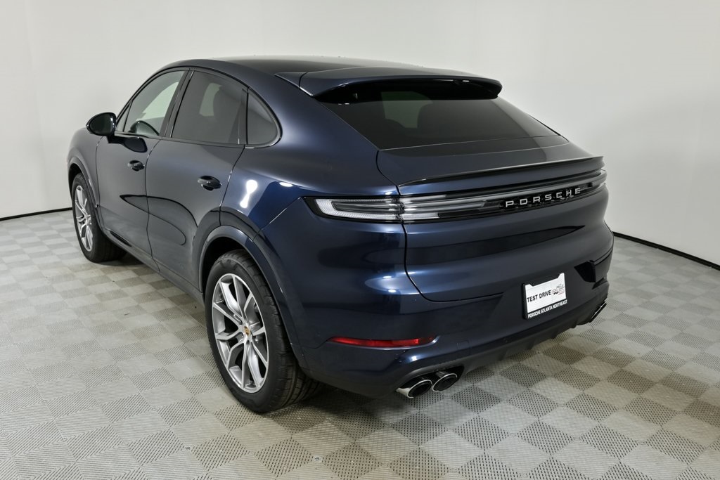 2025 Porsche Cayenne Coupe photo 3
