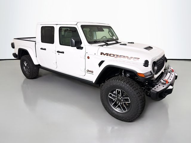 2026 Jeep Gladiator Mojave X's photo
