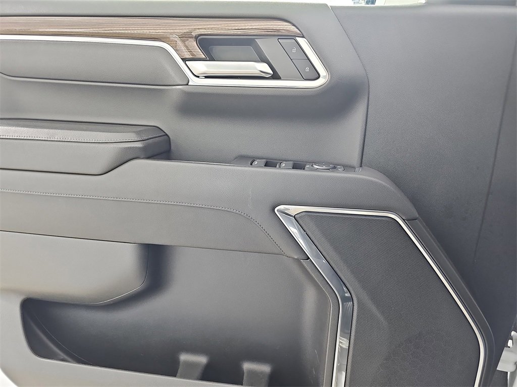 2023 Chevrolet Silverado 1500 LT photo 24