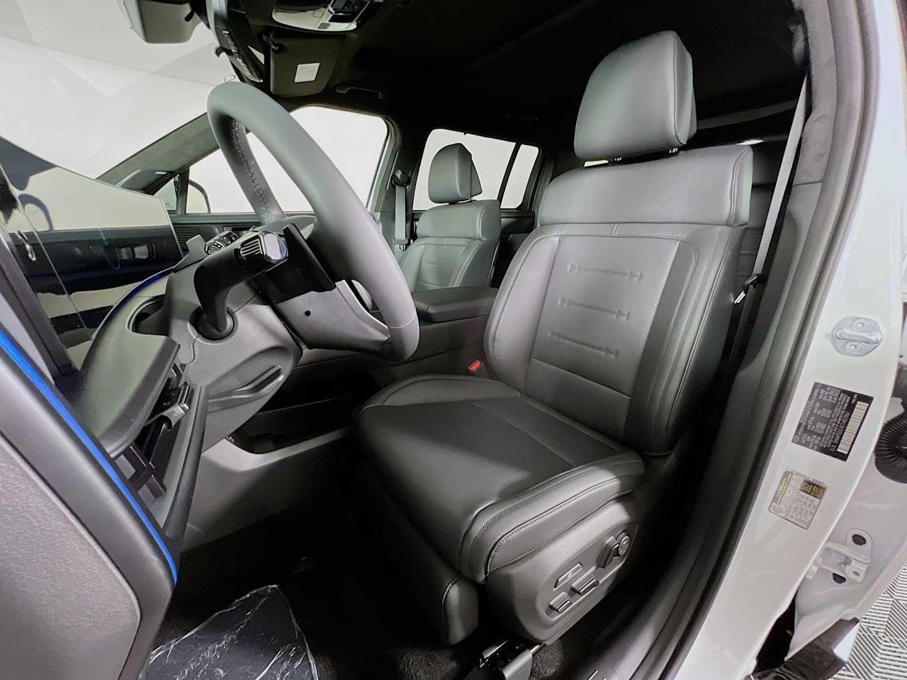 2026 Hyundai Santa Fe Calligraphy photo 8