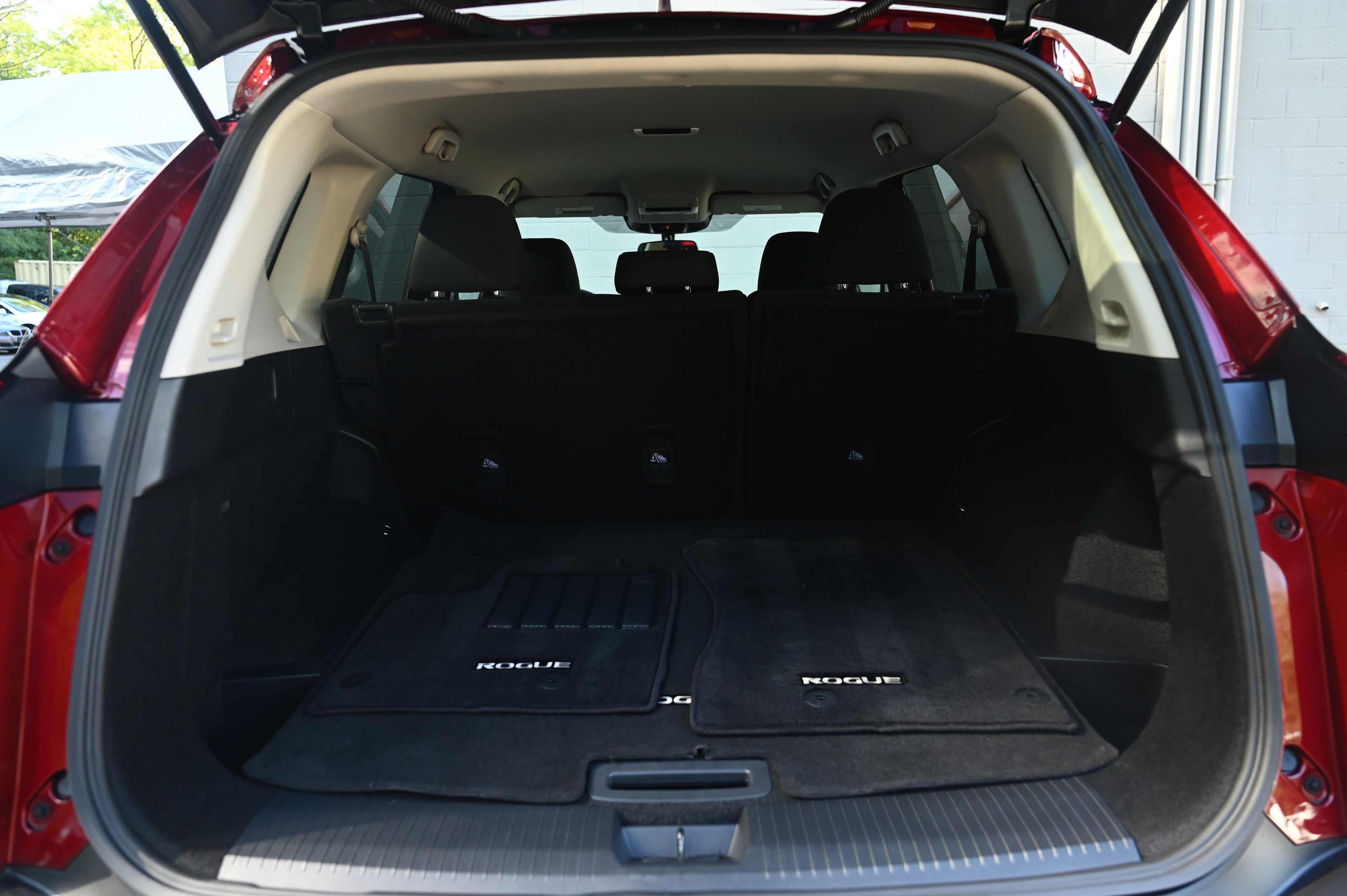 2023 Nissan Rogue S photo 31