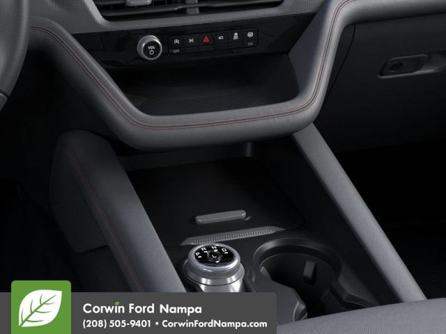 2025 Ford Explorer photo 4