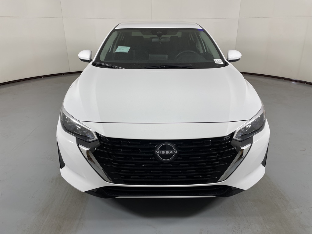 2025 Nissan Sentra SV photo 3