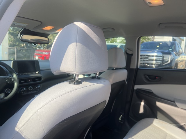 2023 Hyundai Kona SEL photo 10