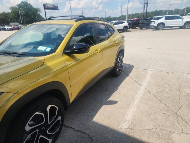 2024 Chevrolet Trax photo 4