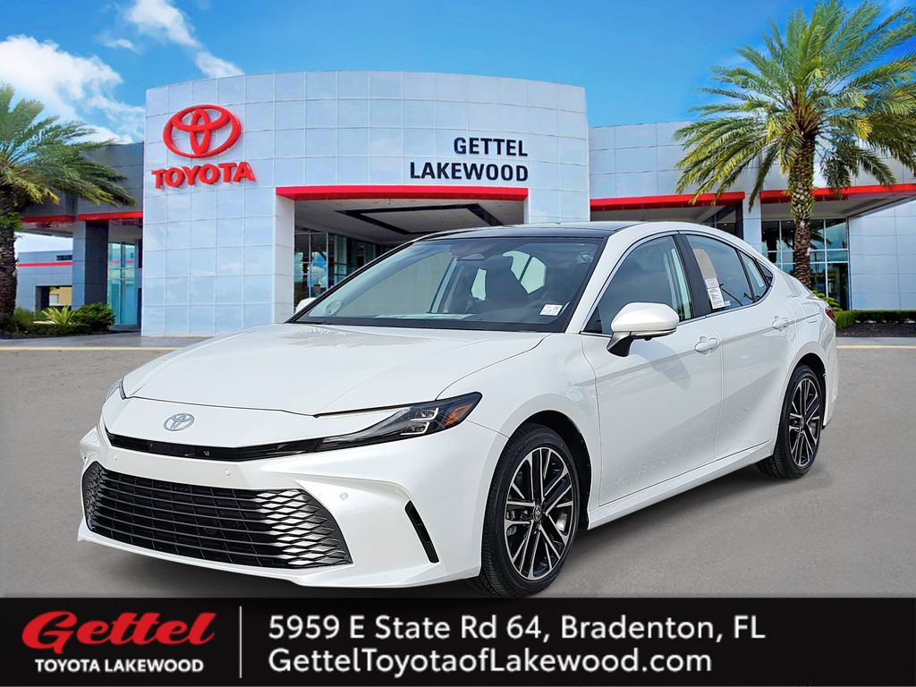 2026 Toyota Camry XLE's photo