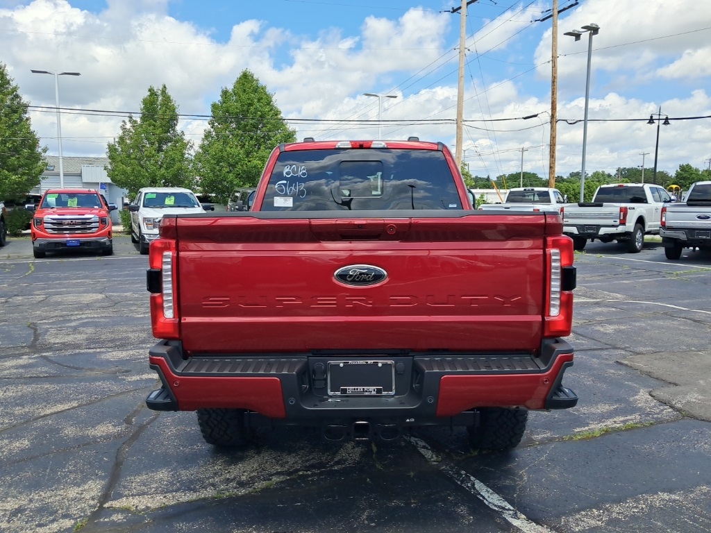 2025 Ford F-350 Lariat photo 5