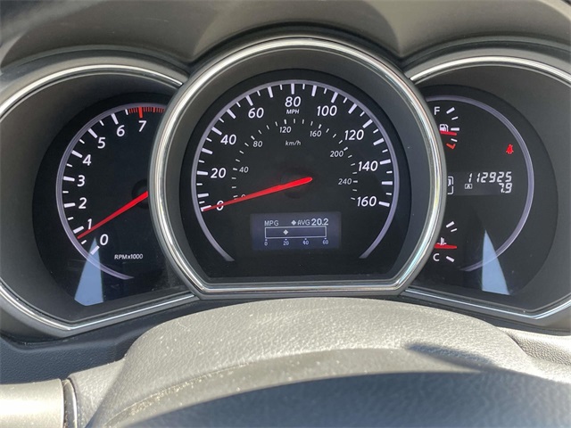 2011 Nissan Murano S photo 25