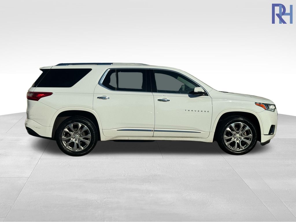Used 2018 Chevrolet Traverse Premier with VIN 1GNEVJKW0JJ280388 for sale in Coon Rapids, Minnesota