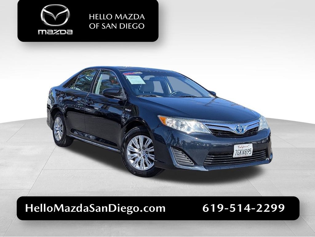 2014 Toyota Camry SE Hybrid