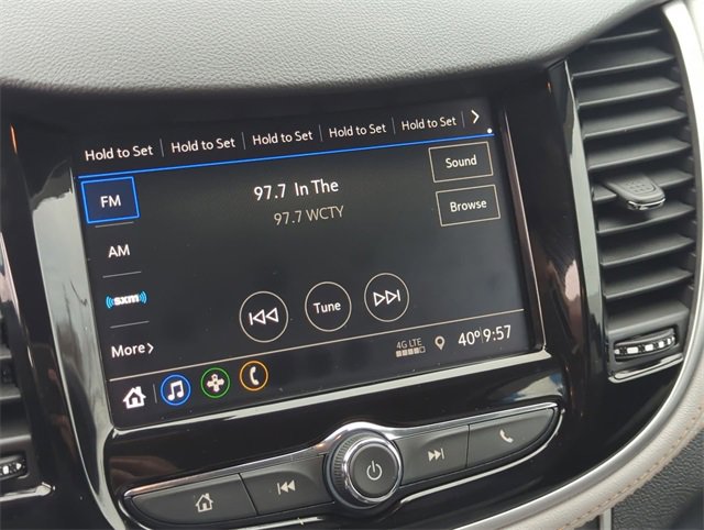 2022 Chevrolet Trax LT photo 4