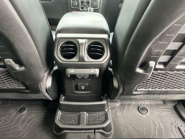 2022 Jeep Wrangler Unlimited Rubicon 4xe photo 33