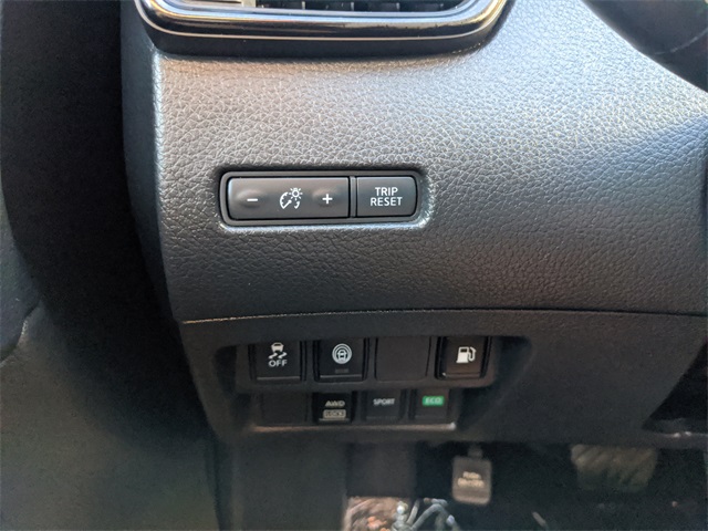 2019 Nissan Rogue S photo 24