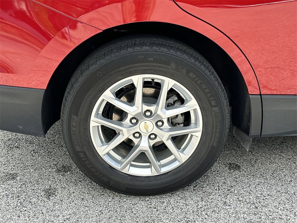 2023 Chevrolet Equinox LT photo 24
