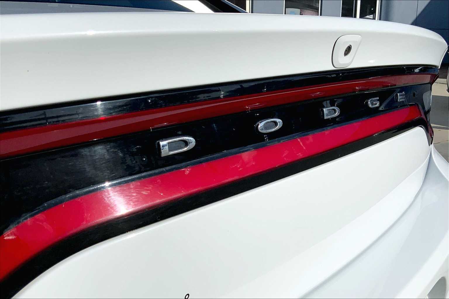 2022 Dodge Charger SXT photo 9