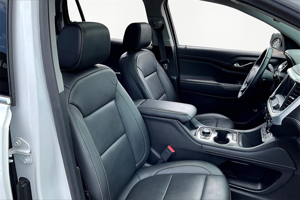 Image 7 of Pre-Owned 2023 GMC Acadia SLT