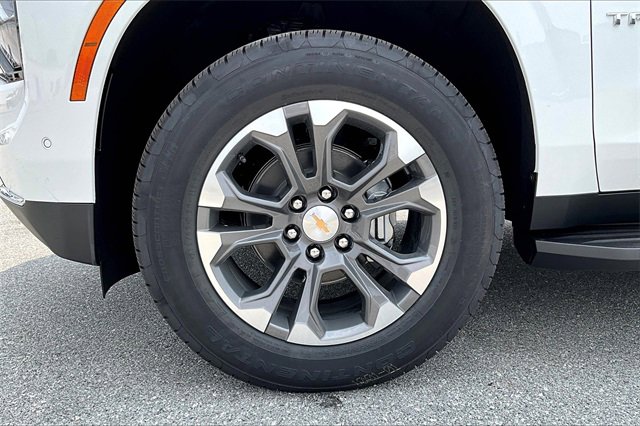 2025 Chevrolet Tahoe LT photo 7