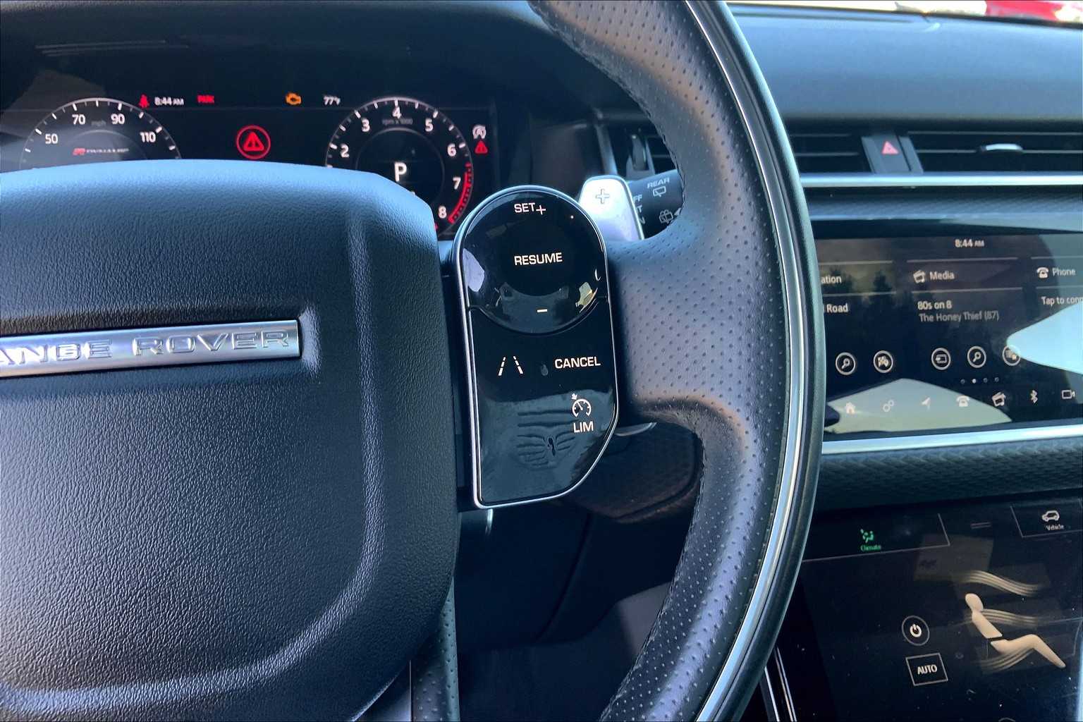 2020 Land Rover Range Rover Velar R-Dynamic S photo 23