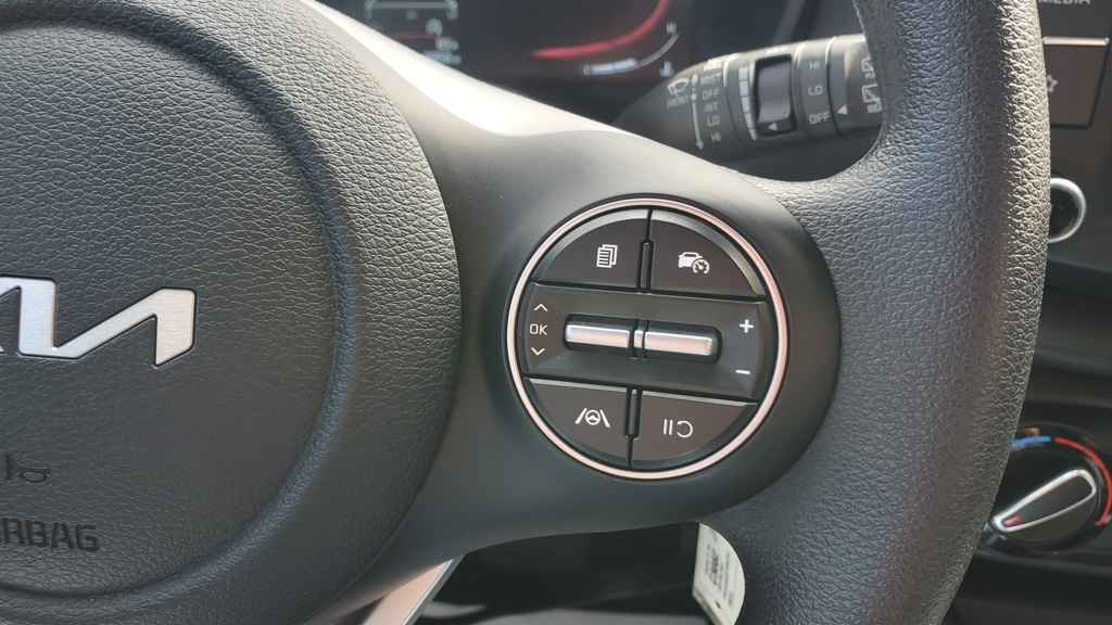 2023 Kia Soul LX photo 19