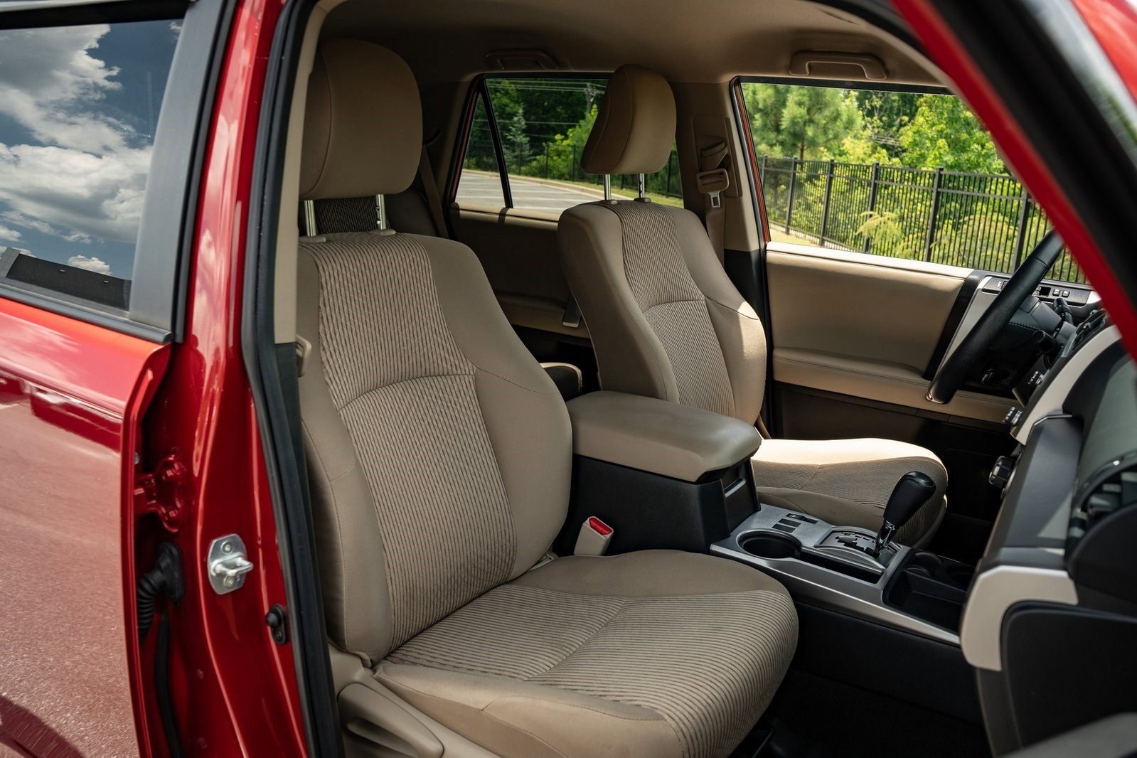2020 Toyota 4Runner Nightshade Edition photo 19