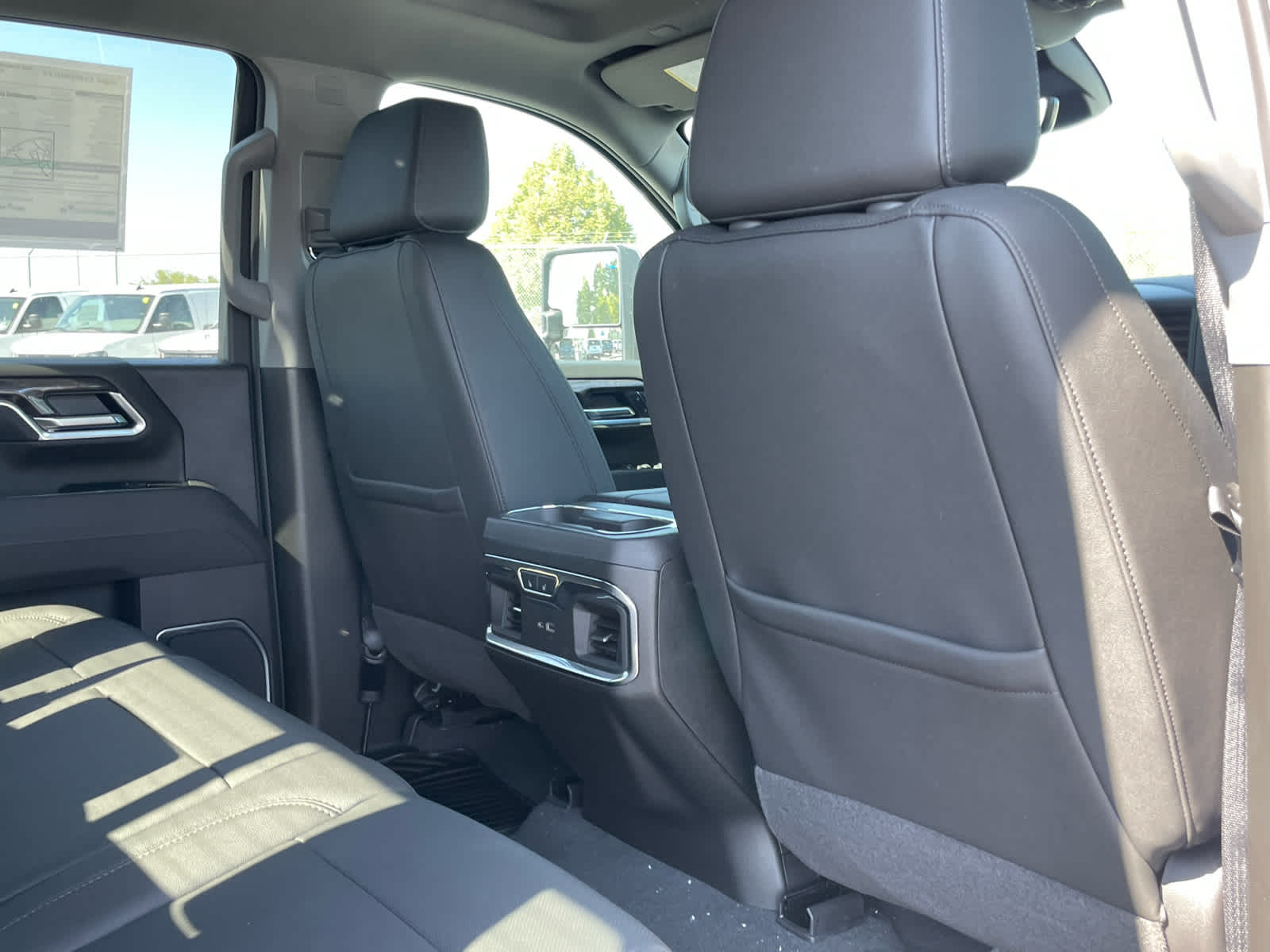 2026 Chevrolet Silverado 3500HD LTZ photo 37