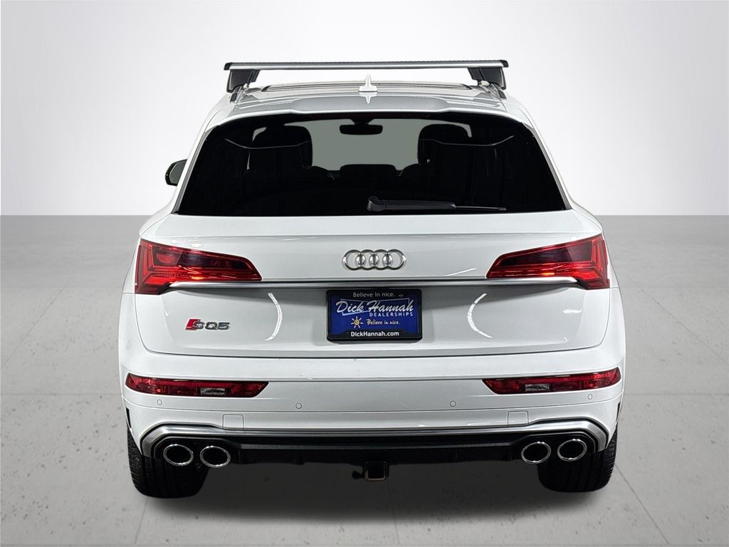 2021 Audi SQ5 Prestige photo 3