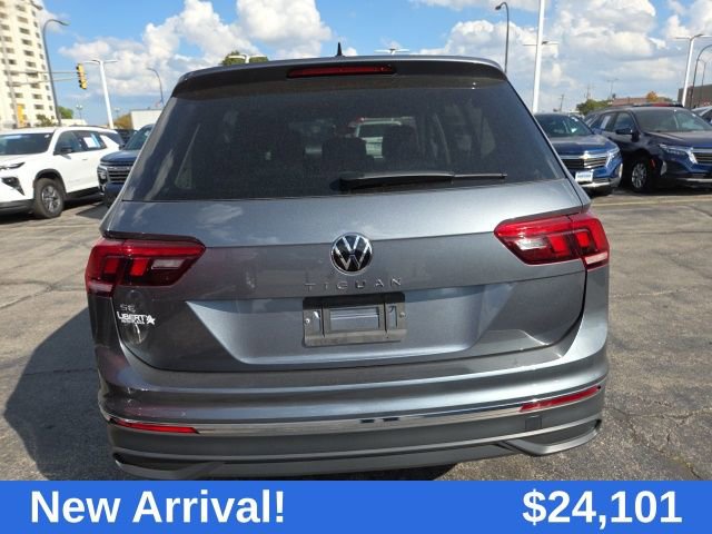 2024 Volkswagen Tiguan SE Wolfsburg Edition photo 2