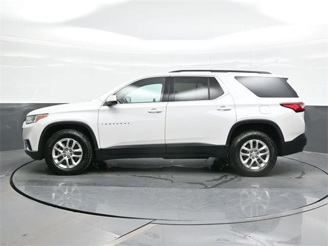 2021 Chevrolet Traverse 1LT photo 2