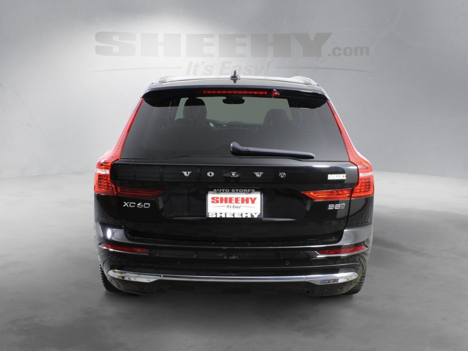 2022 Volvo XC60 B5 Inscription photo 4