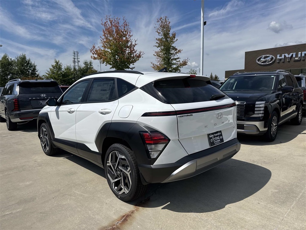2026 Hyundai Kona SEL photo 2