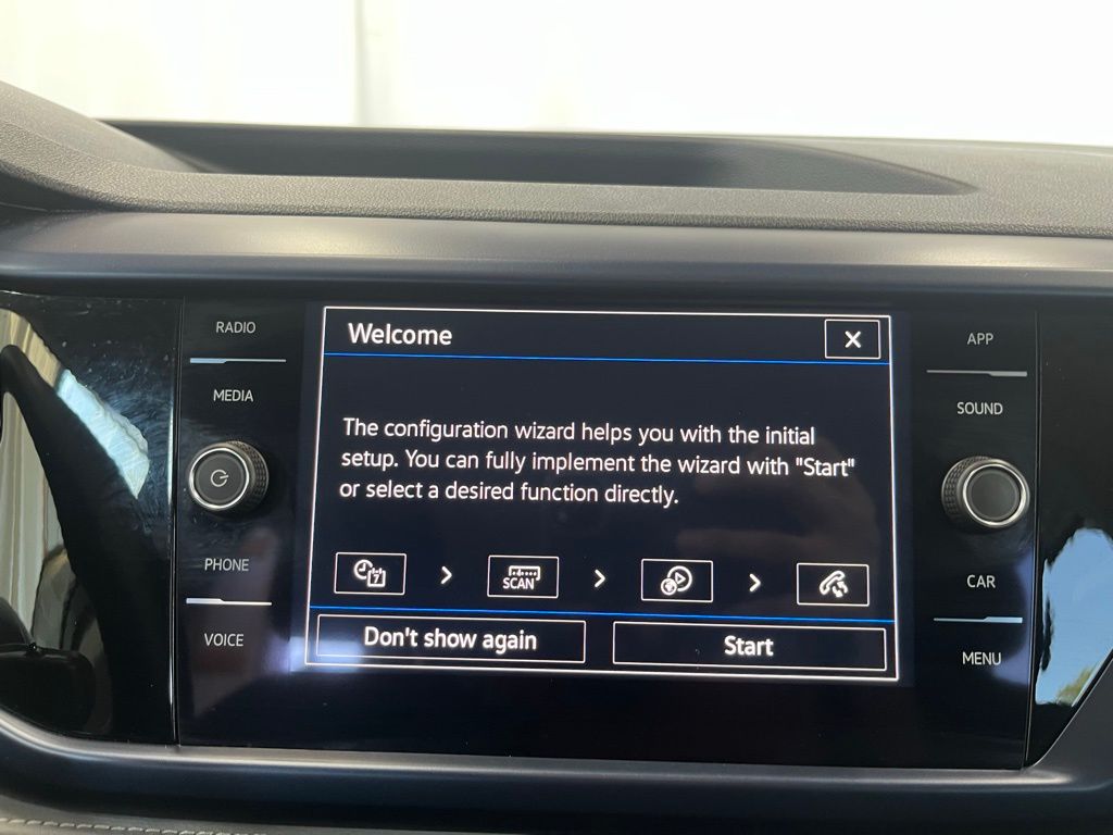 2024 Volkswagen Taos SE photo 17