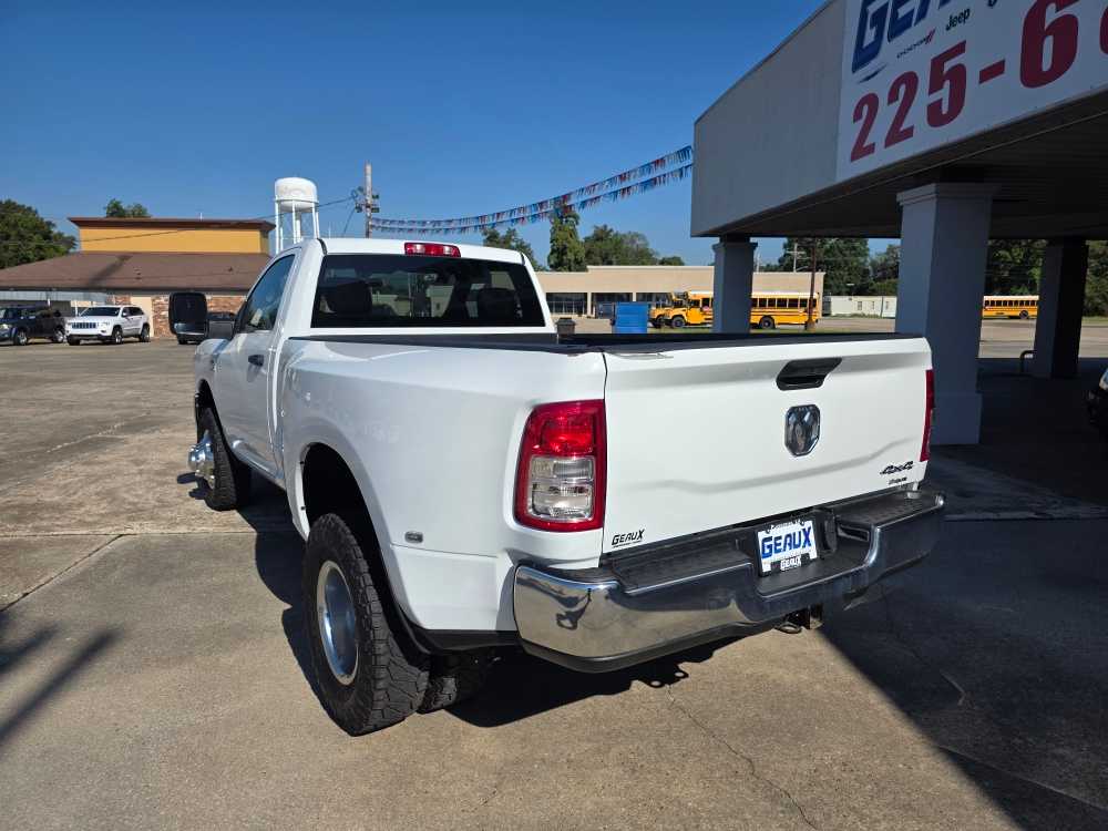 2024 Ram 3500 Tradesman photo 3