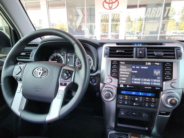 2023 Toyota 4Runner Limited photo 18