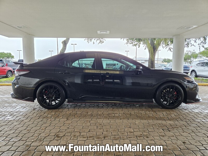 2022 Toyota Camry TRD V6 photo 14