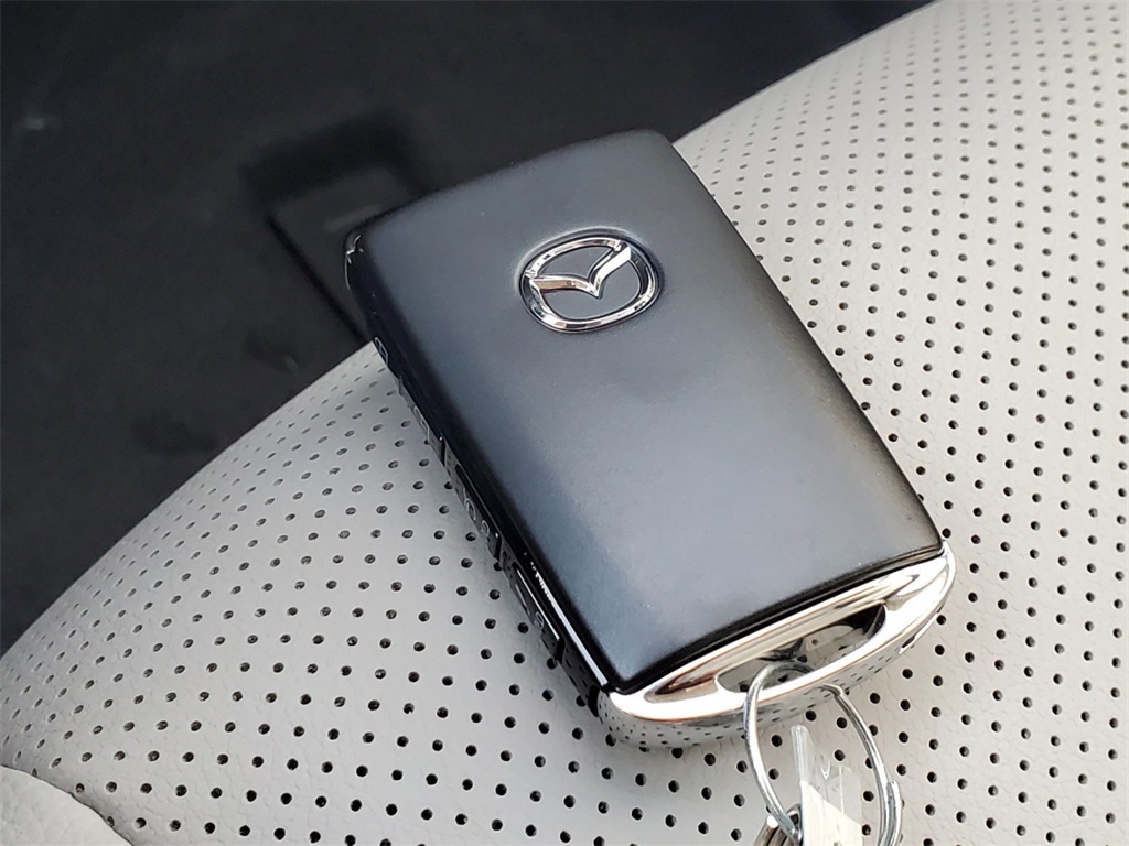 2025 Mazda CX-90 3.3 Turbo Preferred photo 24