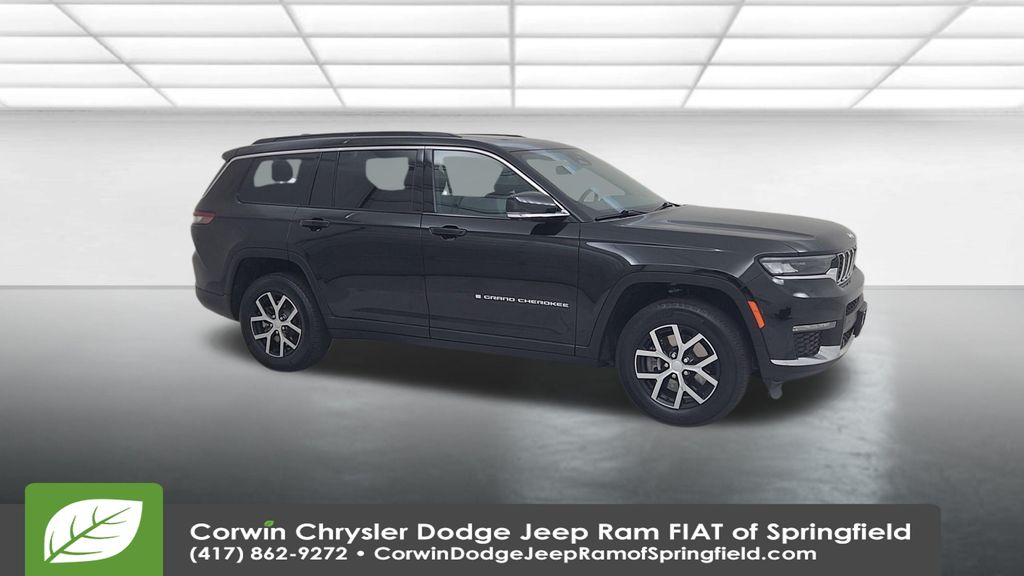 2024 Jeep Grand Cherokee Limited photo 2