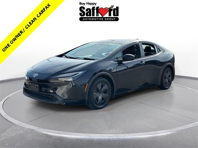 2024 Toyota Prius LE's photo