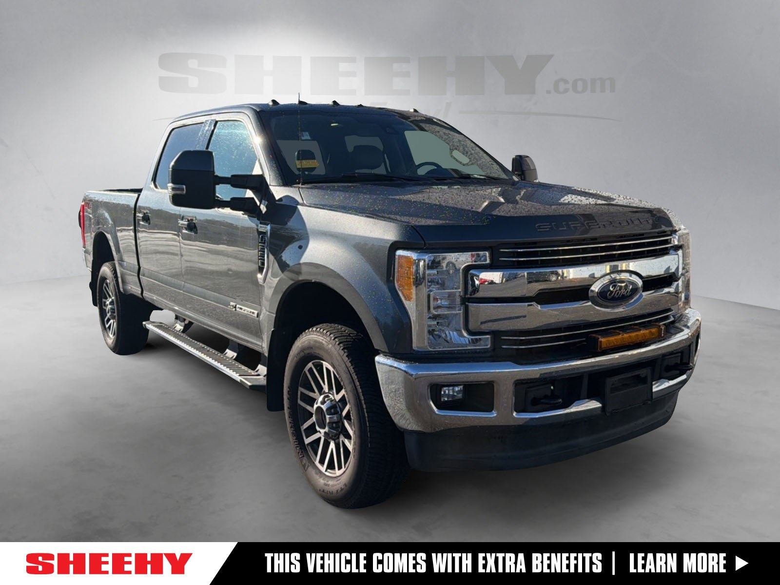 2017 Ford F-250 Super Duty Lariat's photo