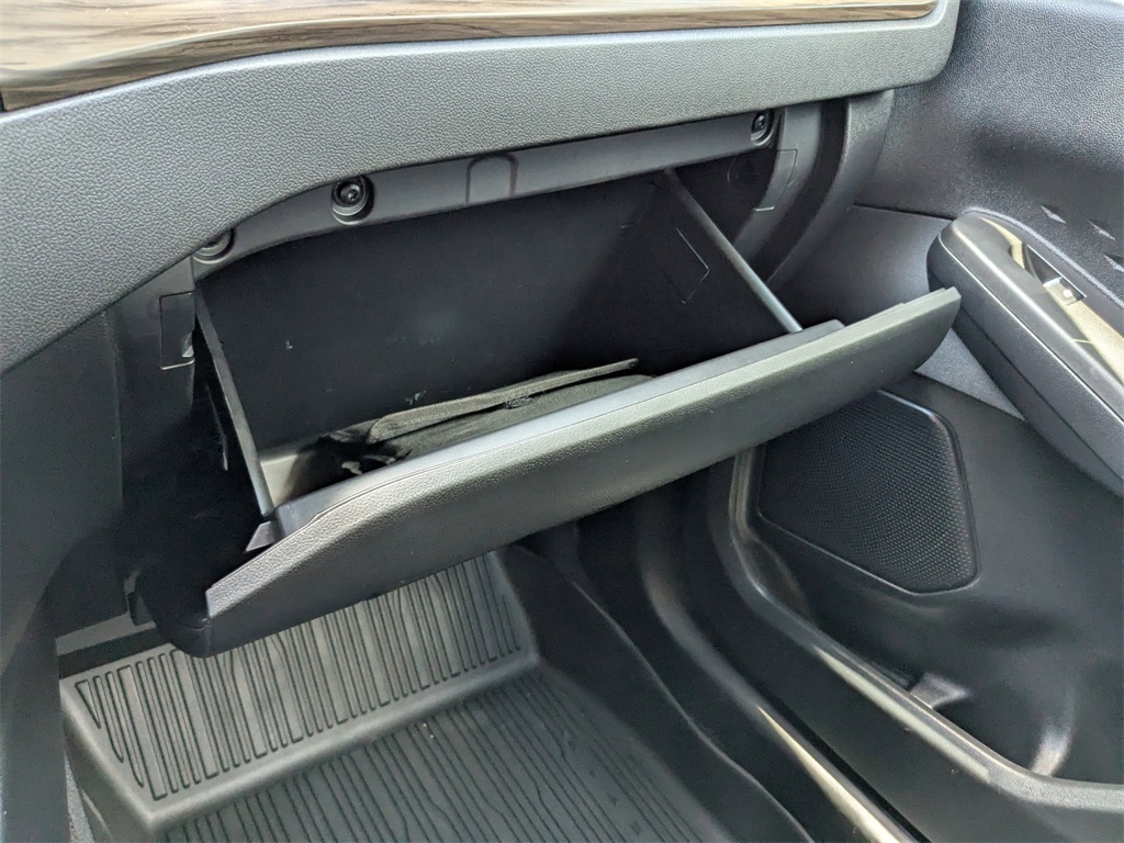 2020 Ford Escape Titanium photo 22