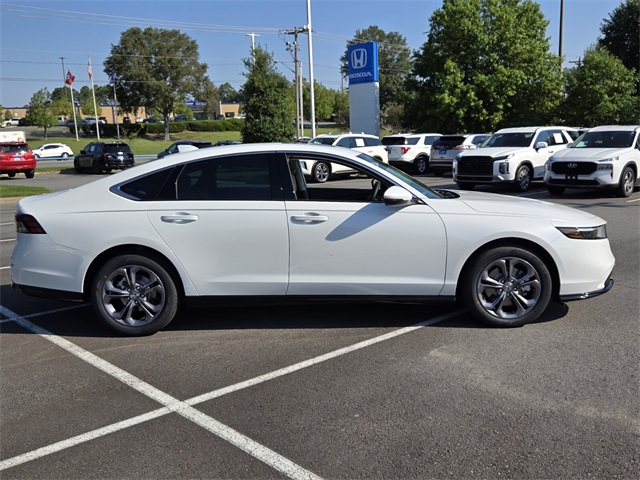 2025 Honda Accord Hybrid EX-L photo 2